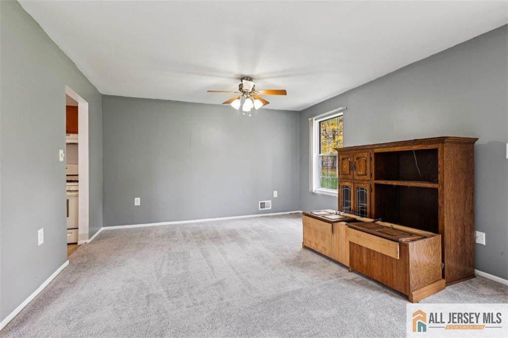 15 Lindsey Circle, Unit 15 Old Bridge, NJ 08857 - Photo 6 of 22