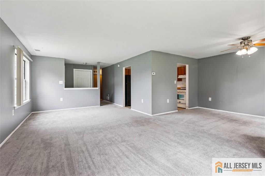 15 Lindsey Circle, Unit 15 Old Bridge, NJ 08857 - Photo 8 of 22