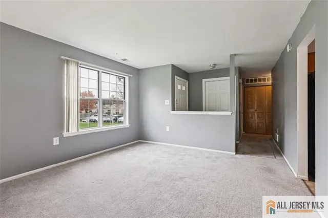 $389,000 | 15 Lindsey Circle, Unit 15, Old Bridge, NJ 08857