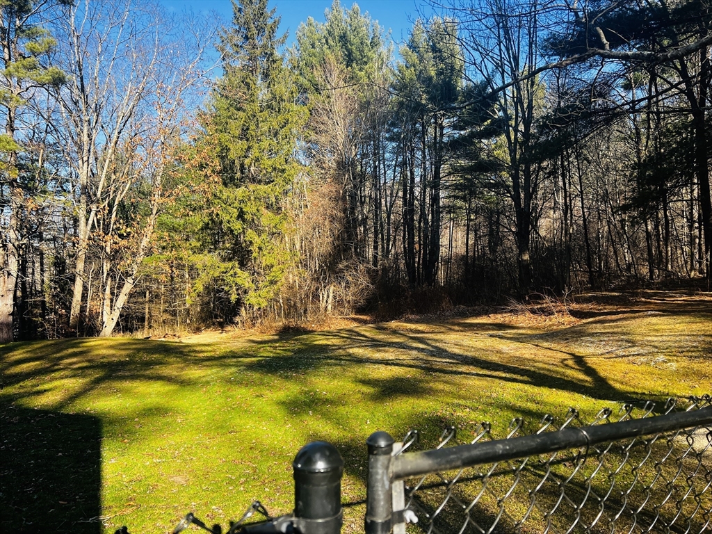 26 Hastings Road Spencer, MA 01562 - Photo 18 of 35 Gallery Image 18