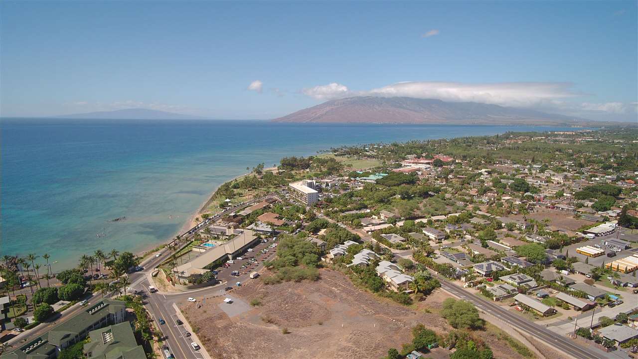 82 Kanani Road Kihei, HI 96753 - Photo 3 of 20 an aerial view of a residential houses with outdoor space