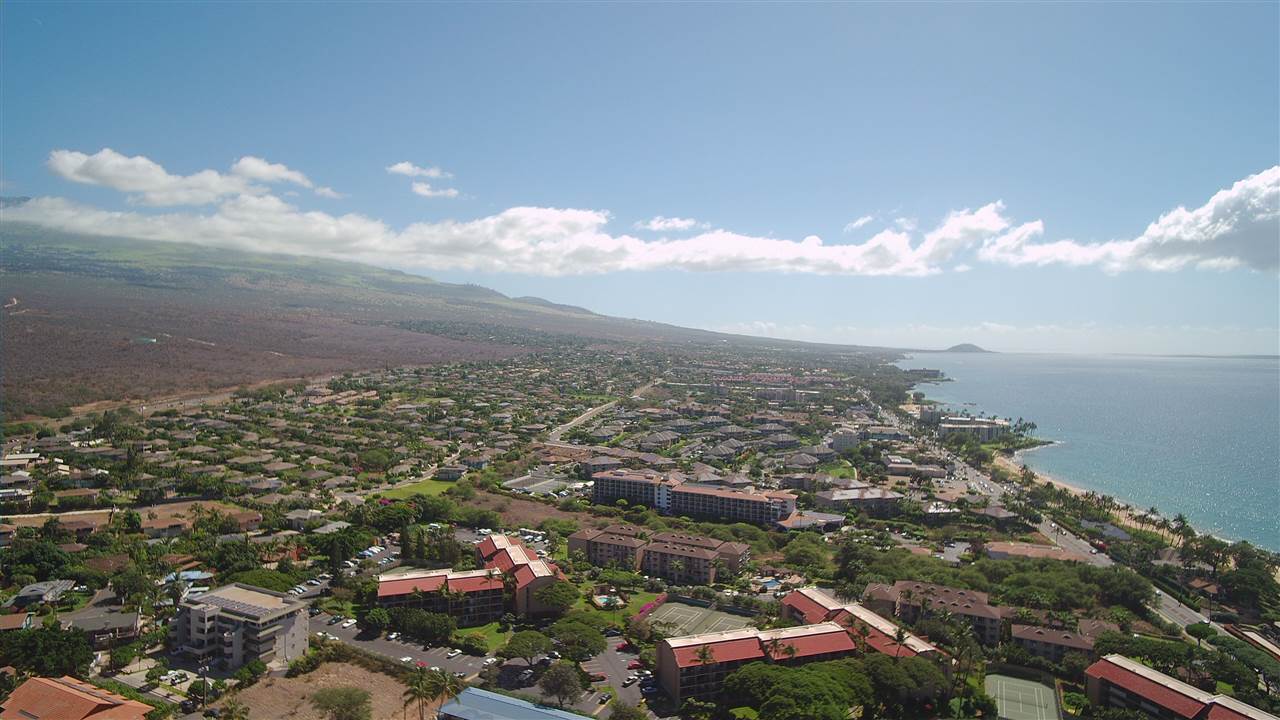 82 Kanani Road Kihei, HI 96753 - Photo 6 of 20 an aerial view of a city