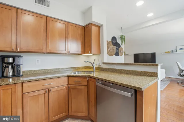 $475,000 | 3420 38th Street Northwest, Unit B416, Washington, DC 20016
