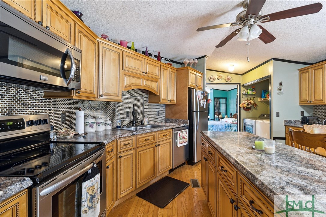 1145 Lee Road Pembroke, GA 31321 - Photo 11 of 50