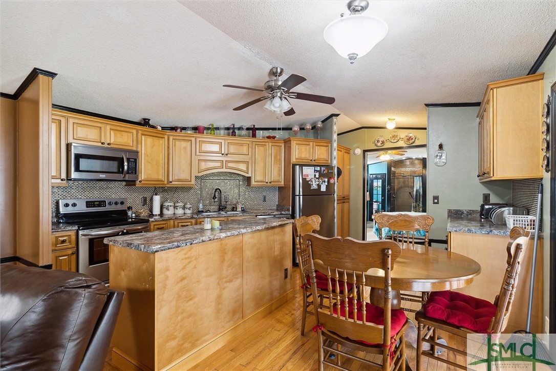 1145 Lee Road Pembroke, GA 31321 - Photo 12 of 50
