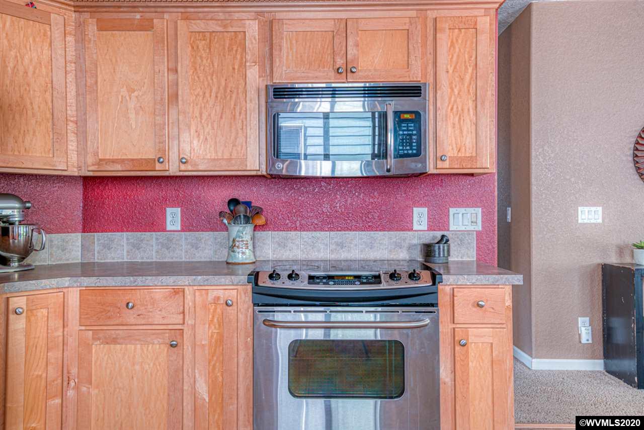 886 Helmick Road Monmouth, OR 97361 - Photo 16 of 35