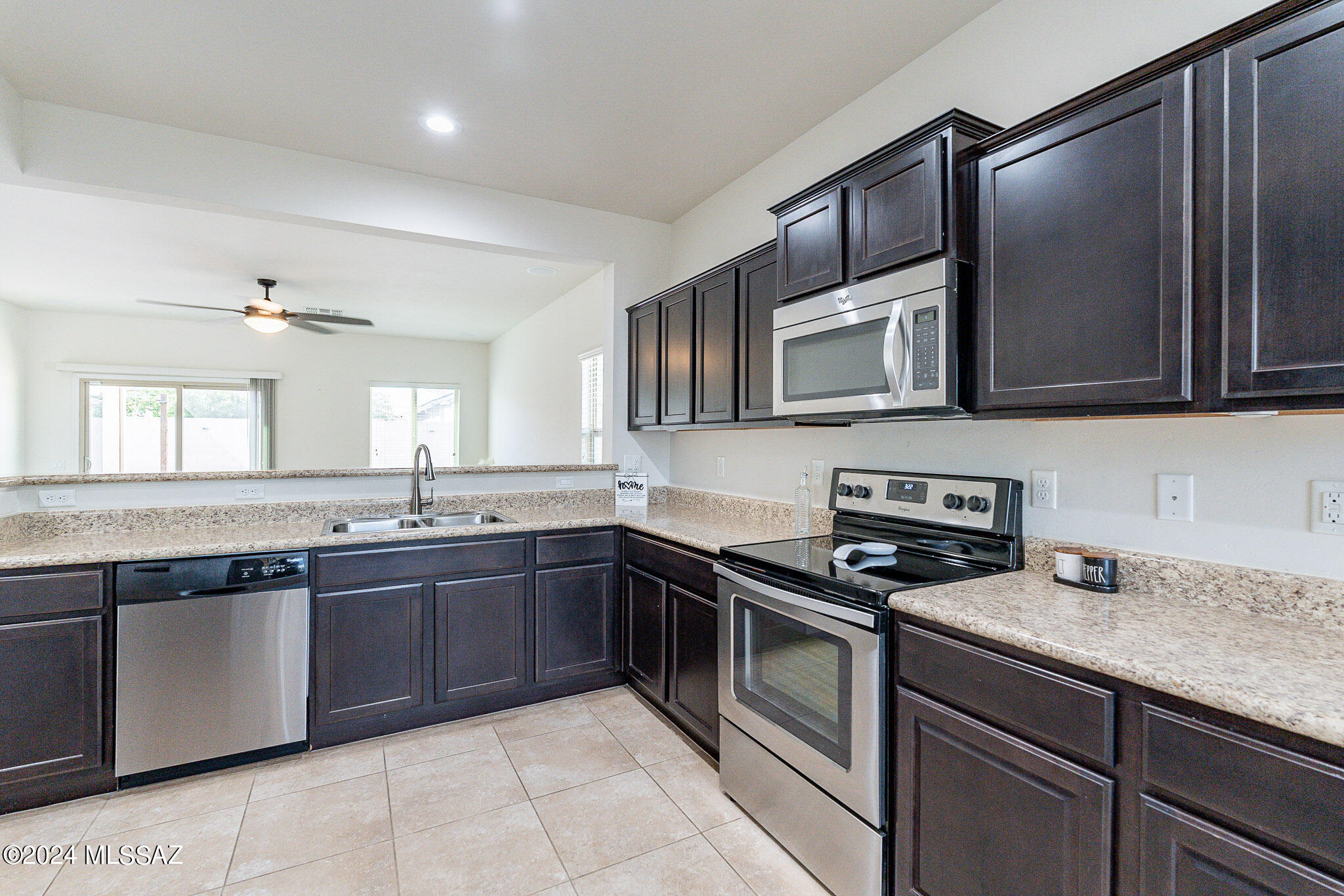 21528 East Founders Road Red Rock, AZ 85145 - Photo 11 of 31 Founders-12