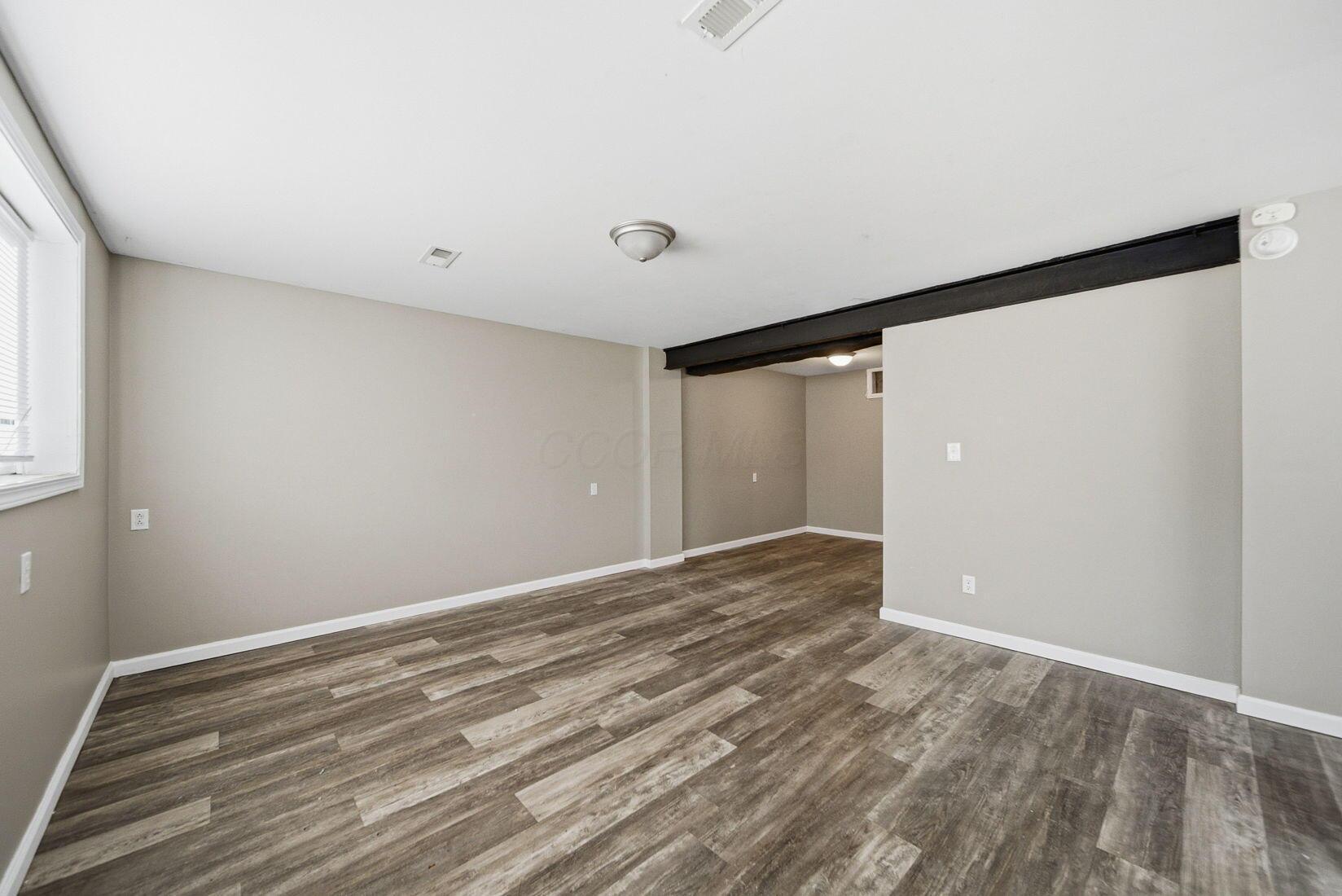 1637 South James Road Columbus, OH 43209 - Photo 43 of 52