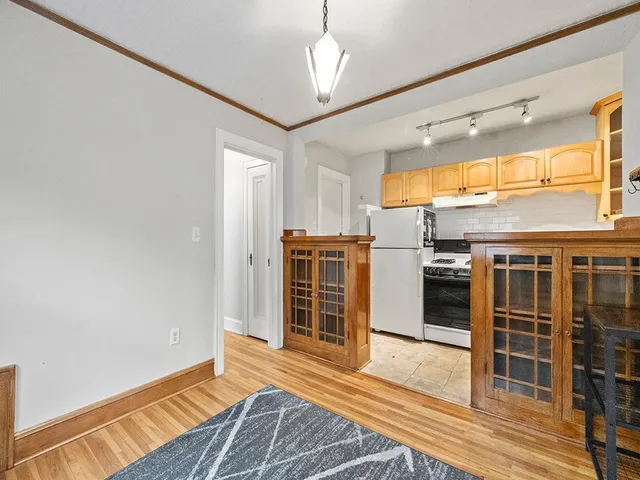 $134,900 | 580 Snelling Avenue South, Unit 4, St. Paul, MN 55116