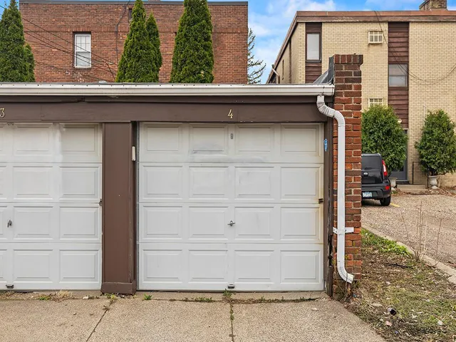 $134,900 | 580 Snelling Avenue South, Unit 4, St. Paul, MN 55116