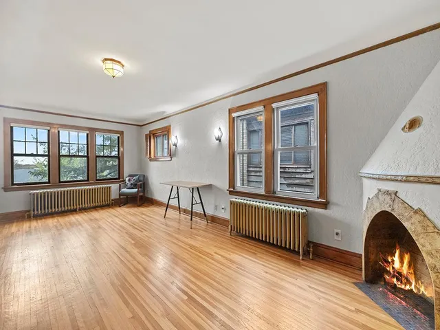 $134,900 | 580 Snelling Avenue South, Unit 4, St. Paul, MN 55116