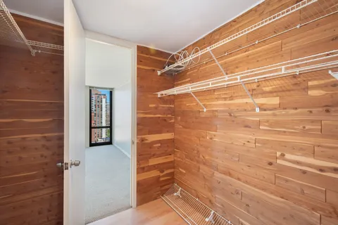$184,900 | 1 East Scott Street, Unit 2002, Chicago, IL 60610