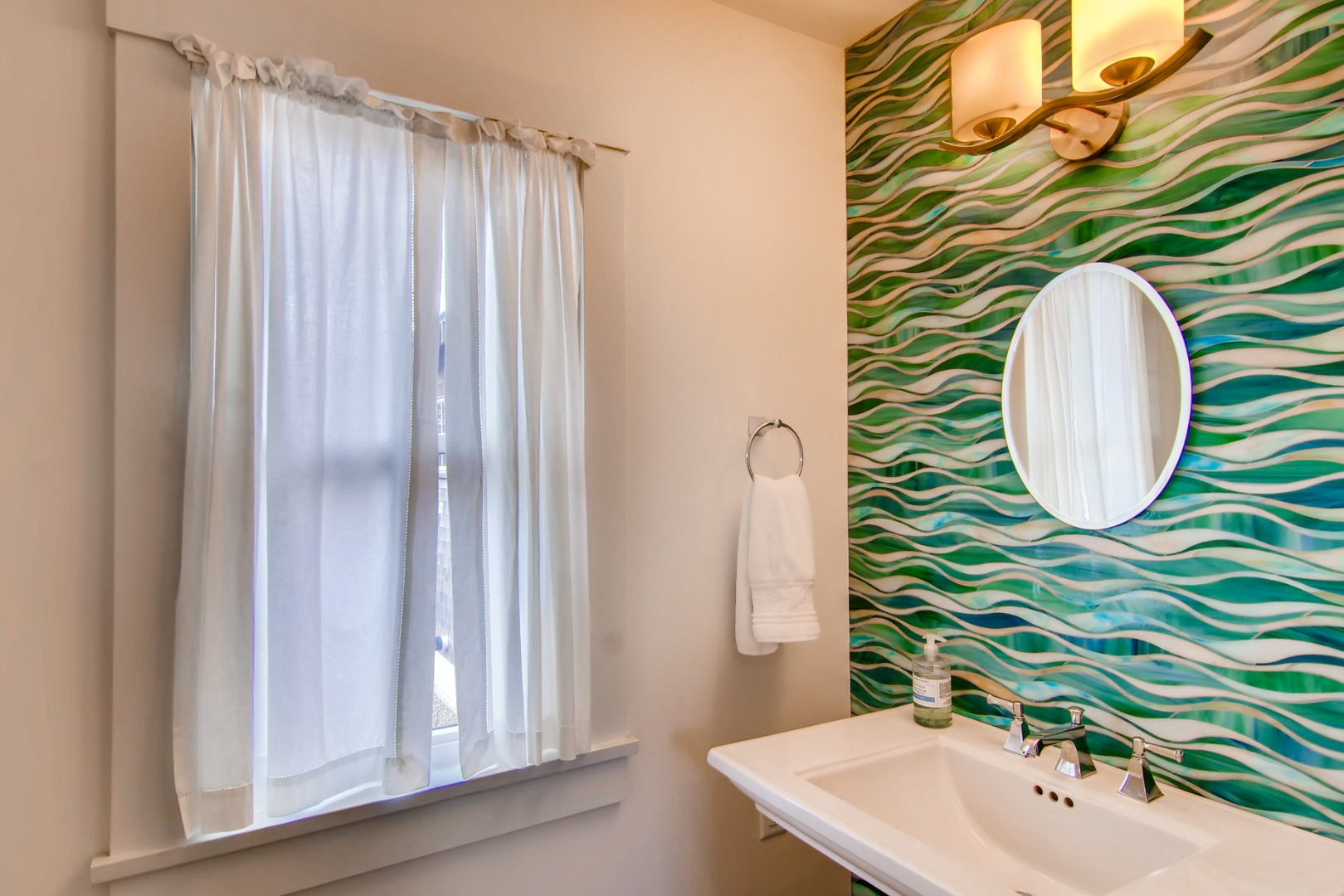 141 Lighthouse Road Aquinnah, MA 02535 - Photo 8 of 14 Gallery Image 8