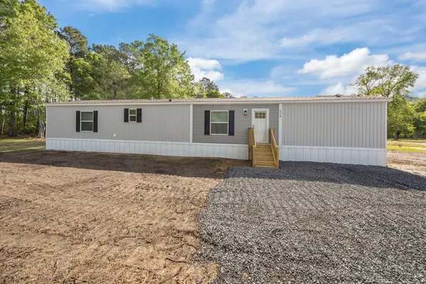$2,350 | 319 Myers Mayo Road, Ridgeville, SC 29472