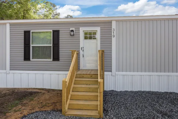 $2,350 | 319 Myers Mayo Road, Ridgeville, SC 29472