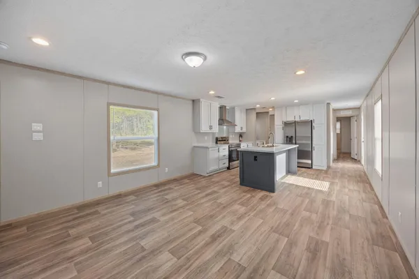 $2,350 | 319 Myers Mayo Road, Ridgeville, SC 29472