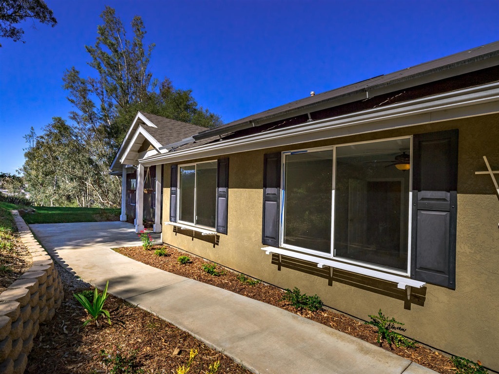 1055 Overbrook Lane Fallbrook, CA 92028 - Photo 23 of 24 Gallery Image 23