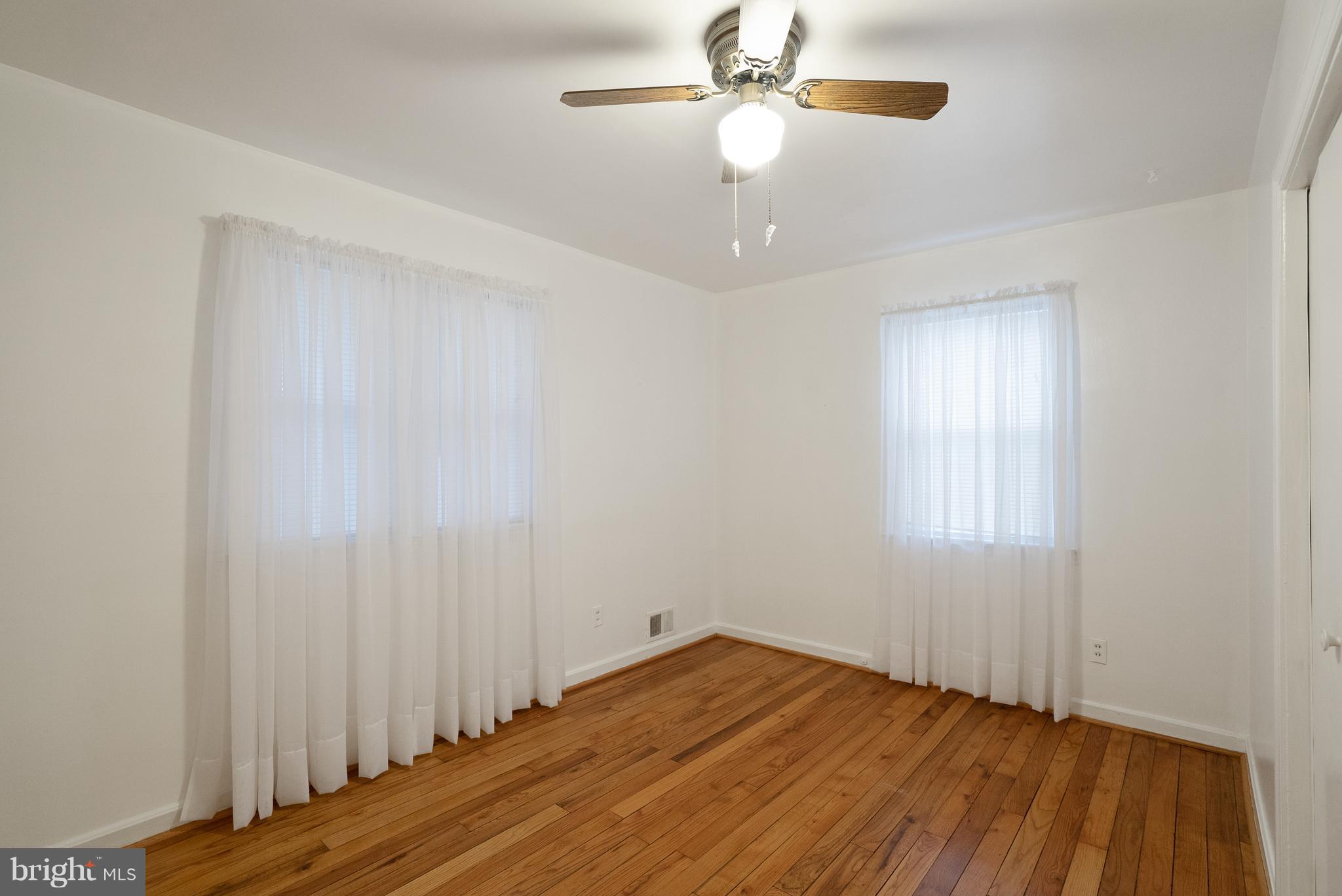 4708 Backlick Road Annandale, VA 22003 - Photo 12 of 36 Gallery Image 12