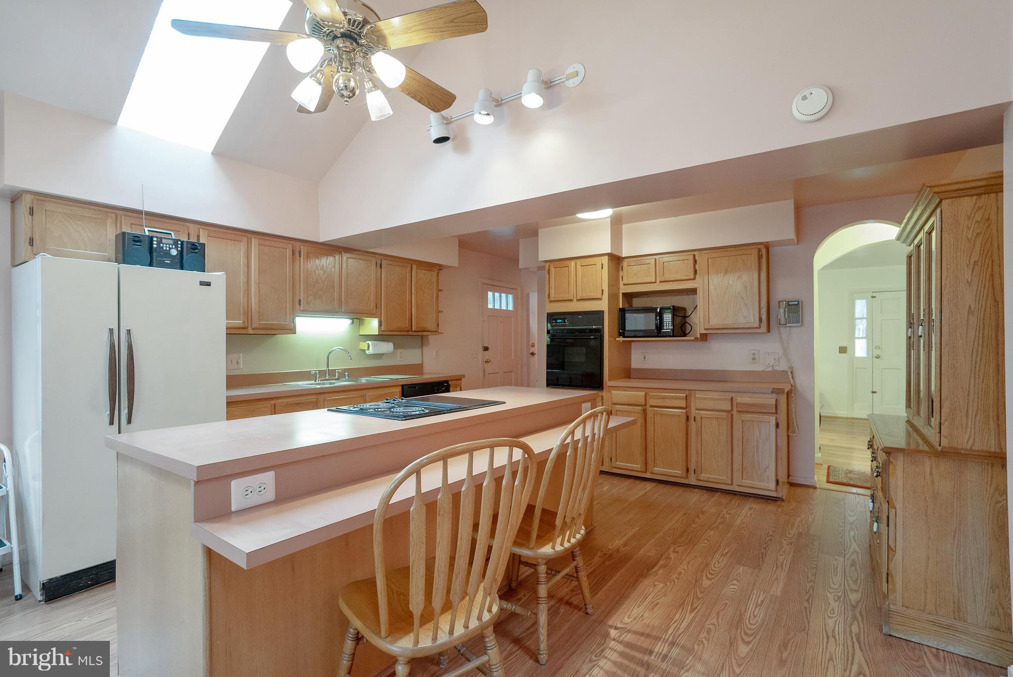 4708 Backlick Road Annandale, VA 22003 - Photo 8 of 36 Gallery Image 8