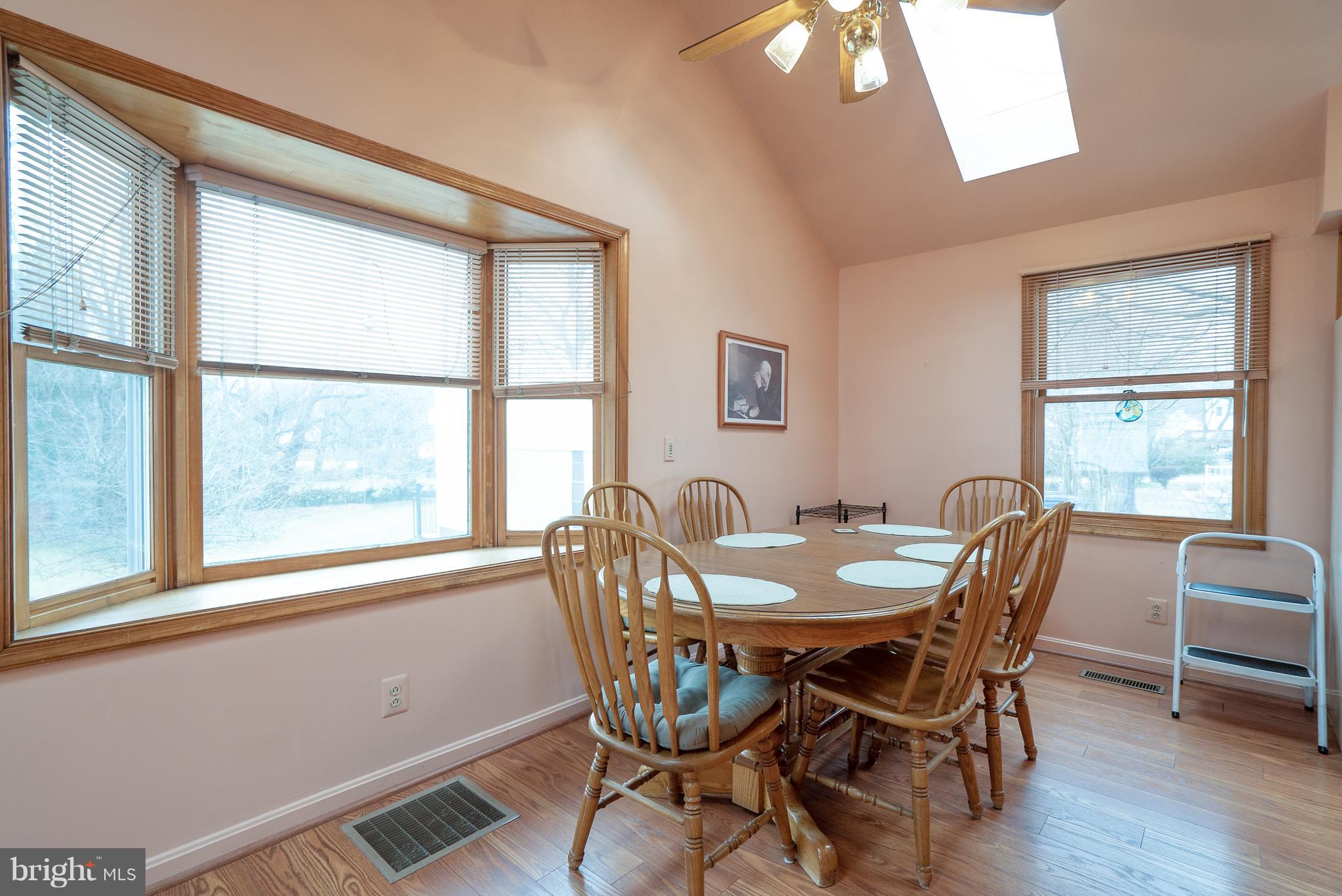 4708 Backlick Road Annandale, VA 22003 - Photo 10 of 36 Gallery Image 10