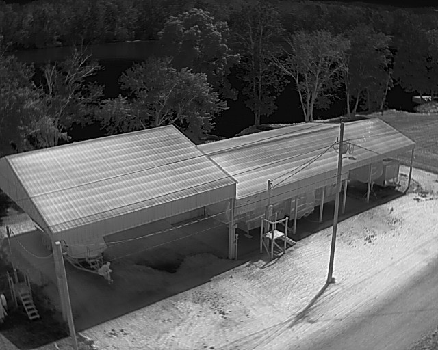 1067 WC PICKETT Road Clifton, TN 38425 - Photo 36 of 40