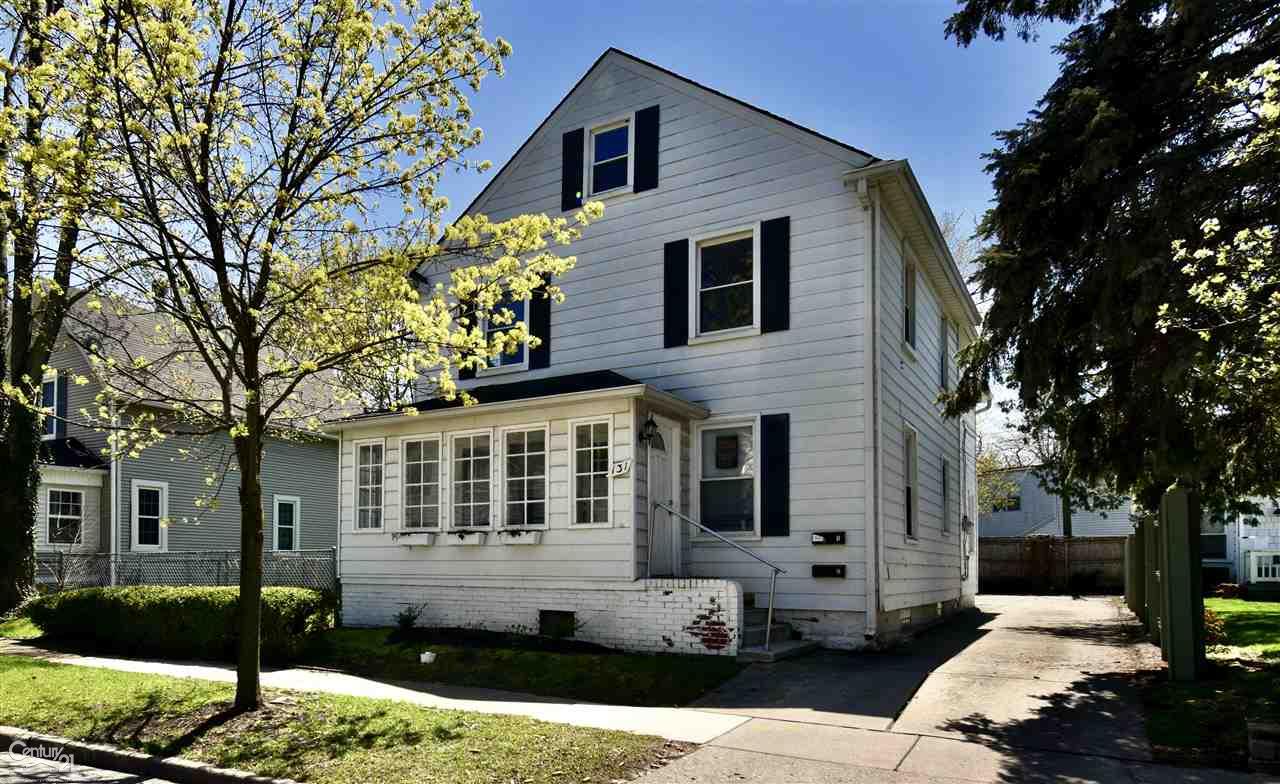 131 Muir Road Grosse Pointe Farms, MI 48236 - Photo 2 of 21