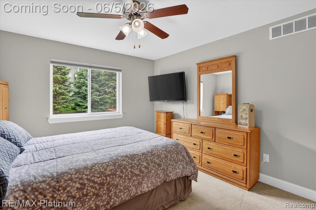 465 Hosta, Unit 82 Howell, MI 48843 - Photo 21 of 44