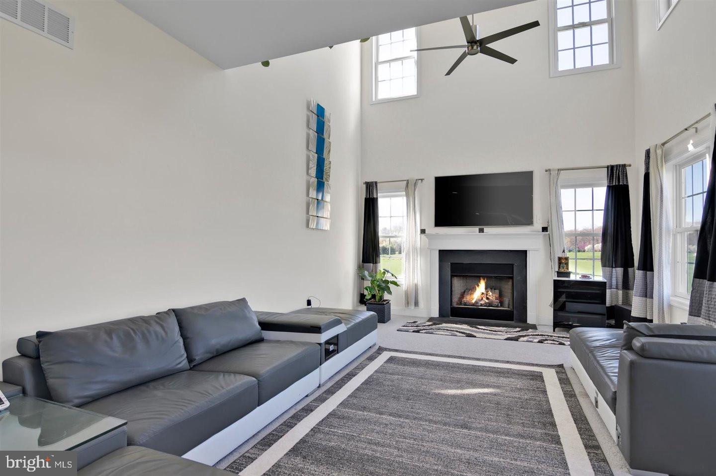 136 Hankins Road Hightstown, NJ 08520 - Photo 20 of 55
