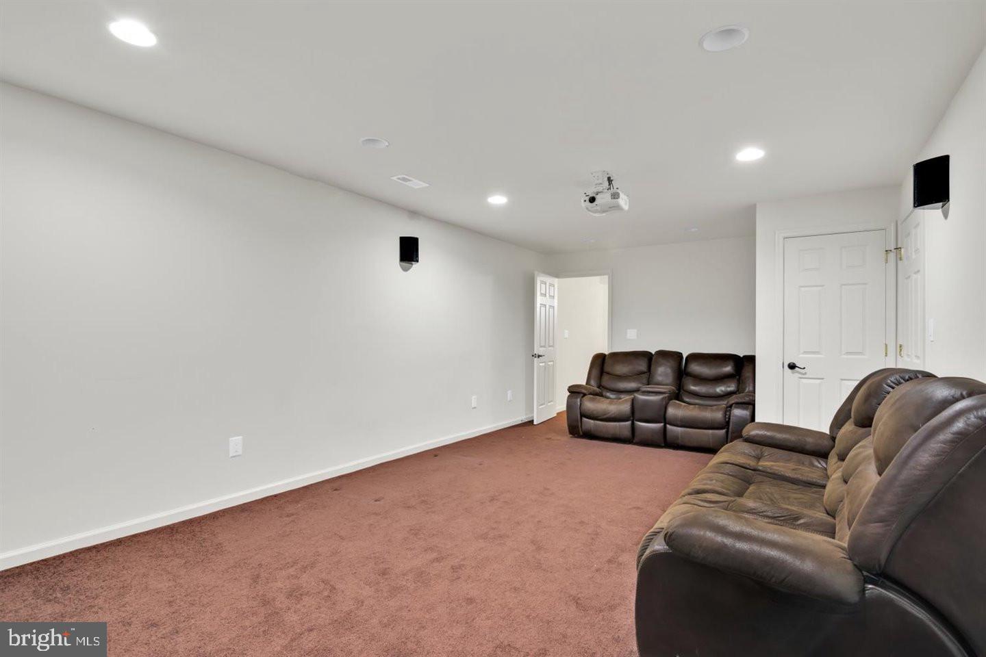 136 Hankins Road Hightstown, NJ 08520 - Photo 49 of 55