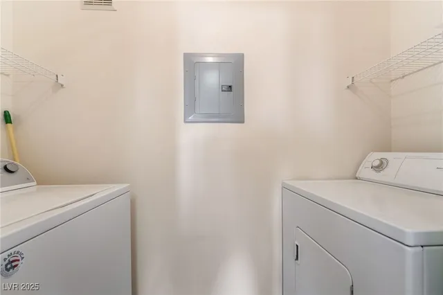 $1,350 | 7123 South Durango Drive, Unit 204, Las Vegas, NV 89113