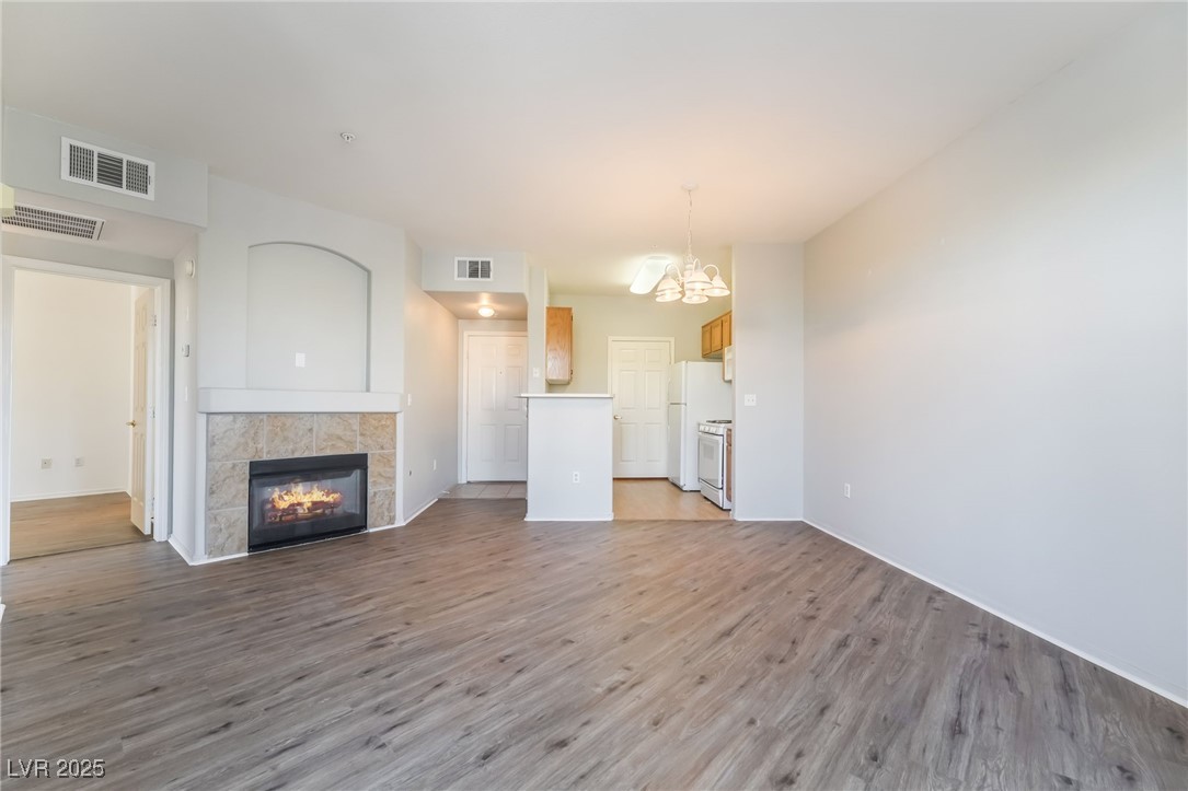 7123 South Durango Drive, Unit 204 Las Vegas, NV 89113 - Photo 4 of 32