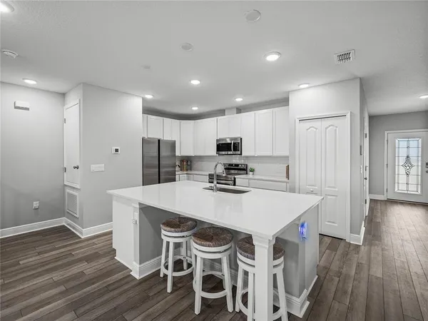 $549,000 | 11232 Bram Bay Court, San Antonio, FL 33576