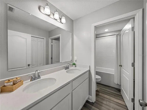 $549,000 | 11232 Bram Bay Court, San Antonio, FL 33576