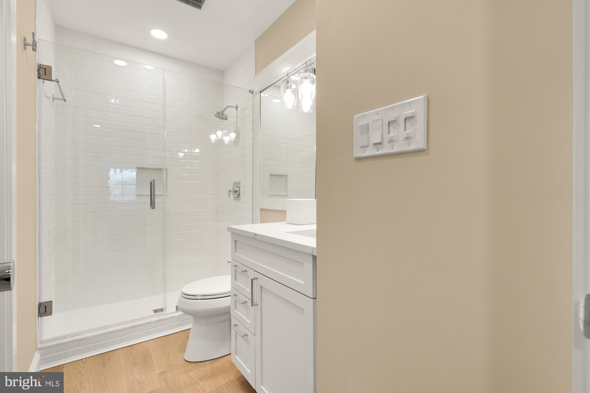 4111 18th Road North, Unit 1 Arlington, VA 22207 - Photo 22 of 35