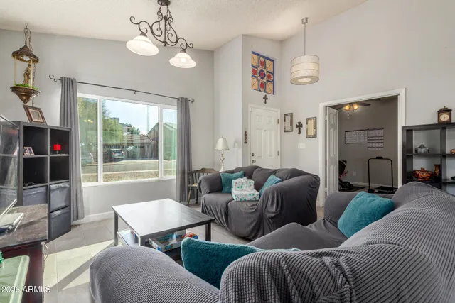 $2,500 | 5210 East Elmwood Circle, Mesa, AZ 85205