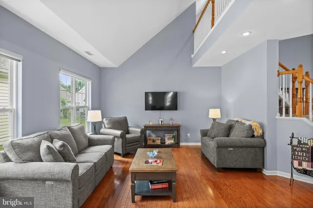 $515,000 | 8 McCay Way, Delanco, NJ 08075