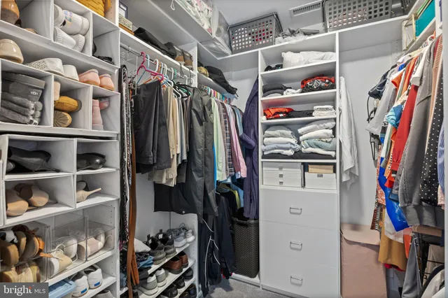 $515,000 | 8 McCay Way, Delanco, NJ 08075