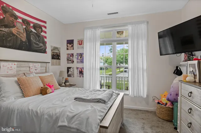 $515,000 | 8 McCay Way, Delanco, NJ 08075