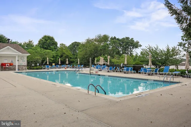 $515,000 | 8 McCay Way, Delanco, NJ 08075