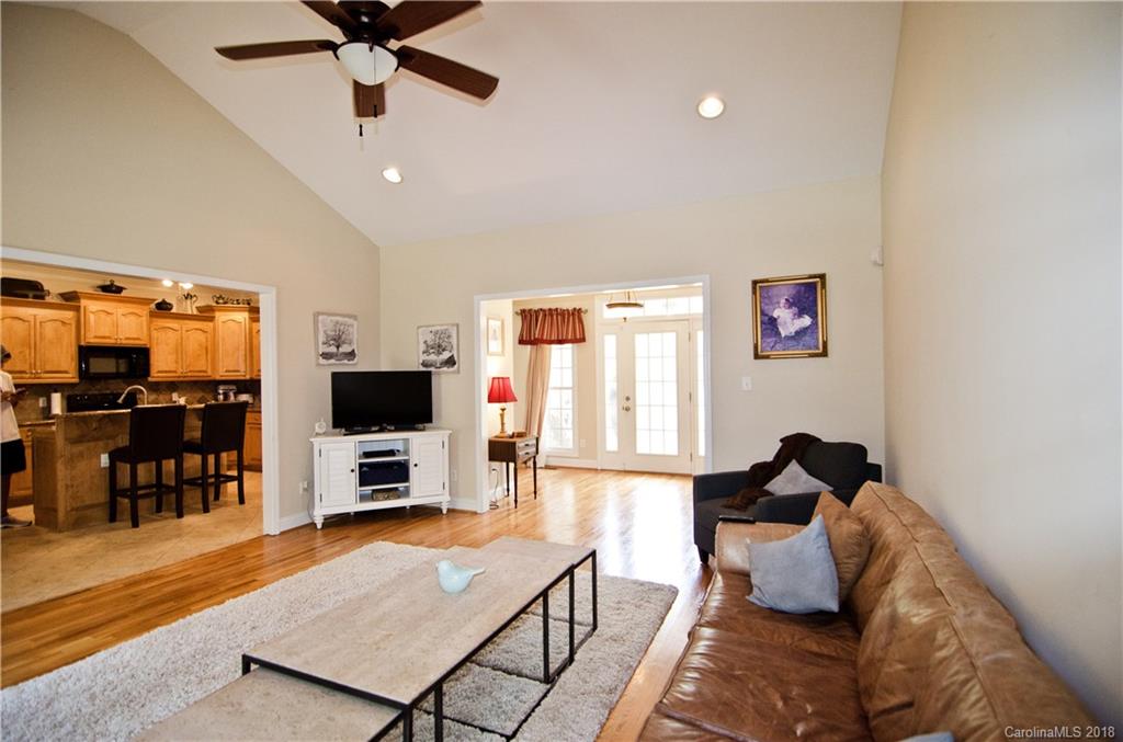 1028 Riddle Oak Lane Clover, SC 29710 - Photo 7 of 23 Gallery Image 7