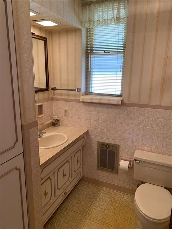 1308 Vine Street McKees Rocks, PA 15136 - Photo 13 of 25