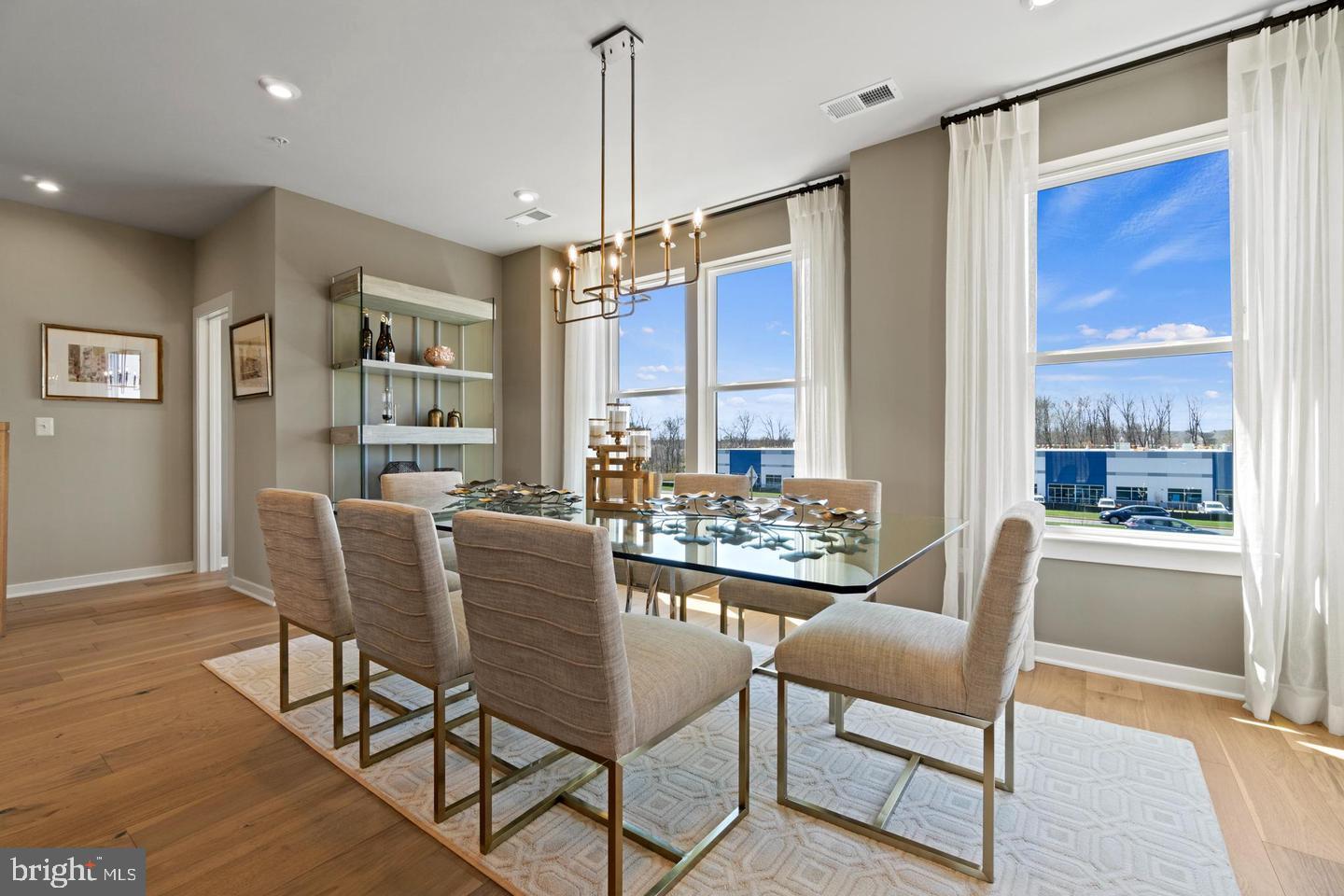 20273 Newfoundland Square Ashburn, VA 20147 - Photo 2 of 31