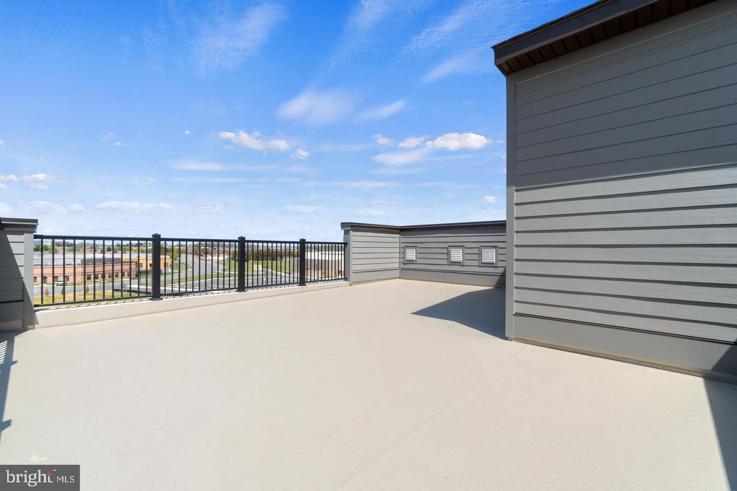 20273 Newfoundland Square Ashburn, VA 20147 - Photo 24 of 31