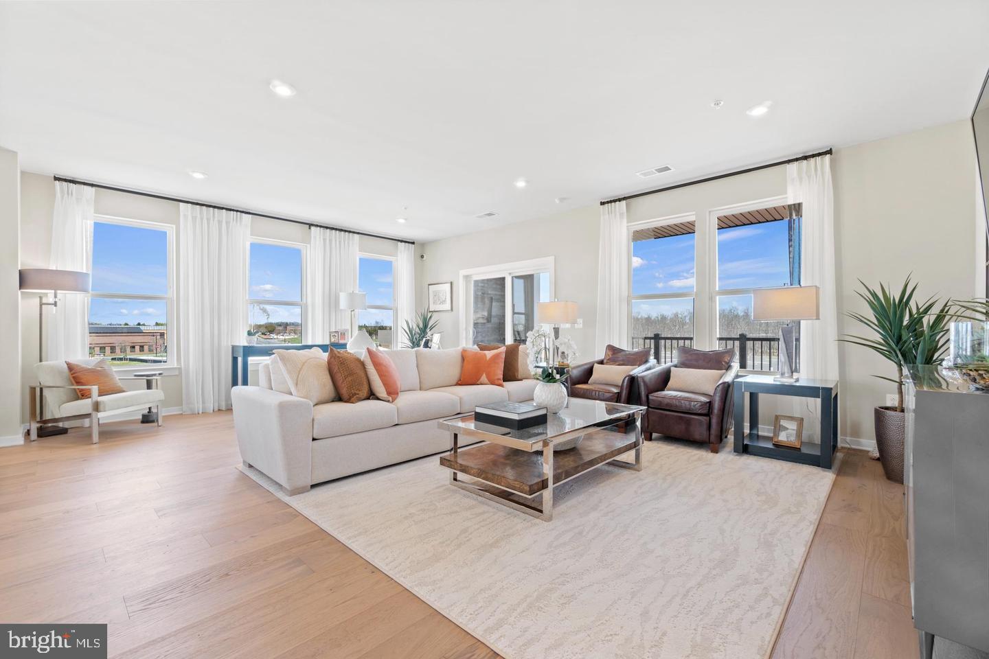 20273 Newfoundland Square Ashburn, VA 20147 - Photo 10 of 31