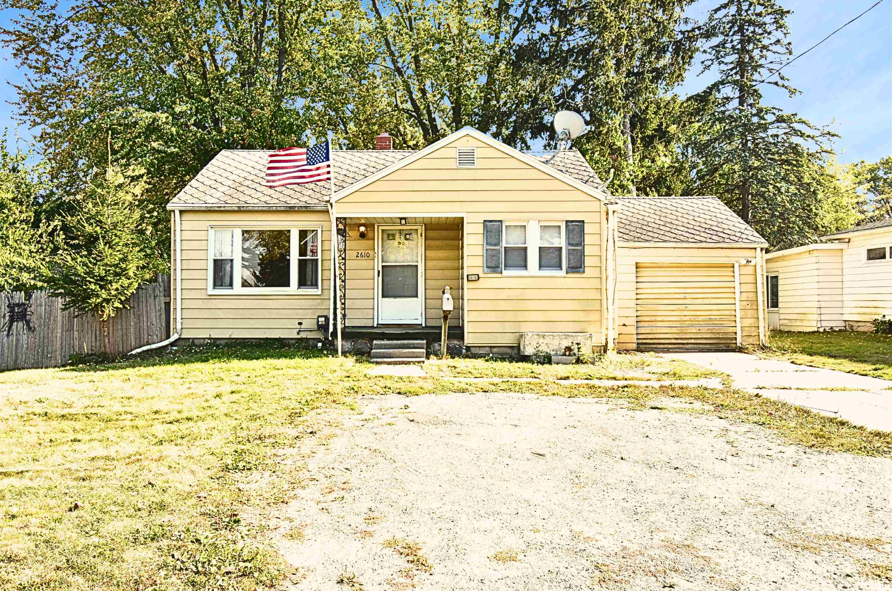 2610 Rodd Street Midland, MI 48640 - Photo 1 of 16 Gallery Image 1
