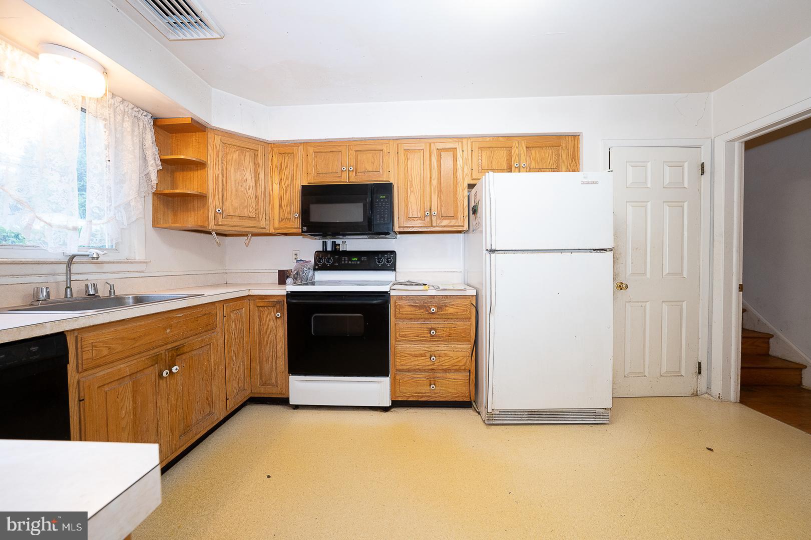 341 Rockland Road Wayne, PA 19087 - Photo 13 of 44