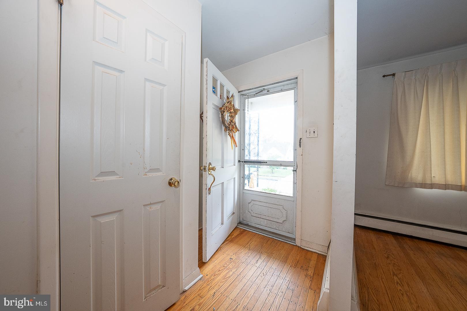 341 Rockland Road Wayne, PA 19087 - Photo 5 of 44