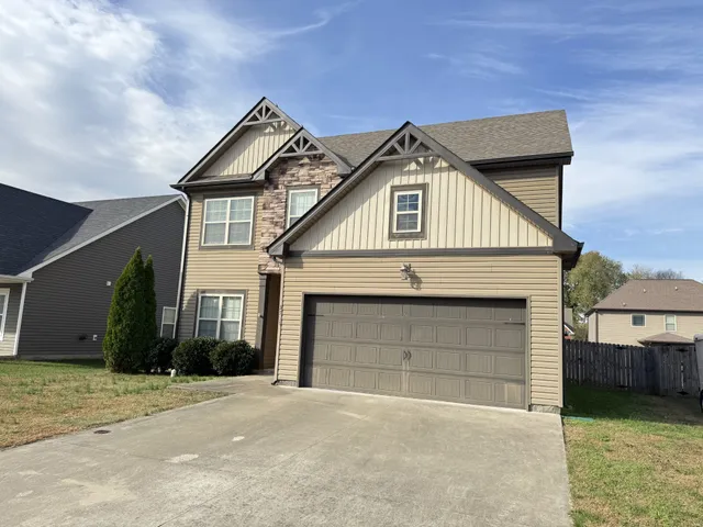 $2,000 | 3776 Windhaven Drive, Clarksville, TN 37040