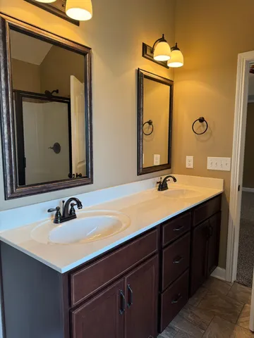 $2,000 | 3776 Windhaven Drive, Clarksville, TN 37040