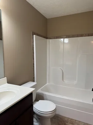 $2,000 | 3776 Windhaven Drive, Clarksville, TN 37040